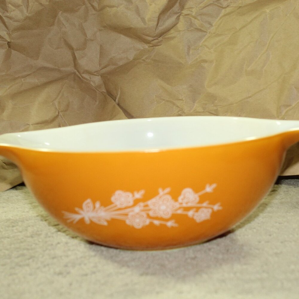 Vtg Pyrex BUTTERFLY GOLD Cinderella Nesting Mixing Bowl Large 4 Qt #444 - MINT